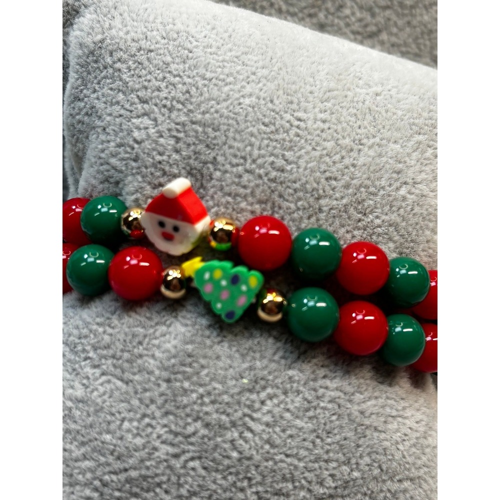 #43. Holiday stretch bracelet (2)